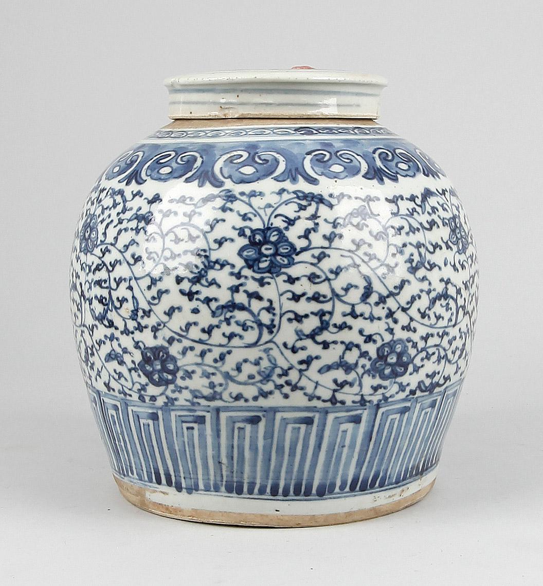 INGEFÄRSKRUS, porslin, sen Qing-dynasti 1800-talets slut.