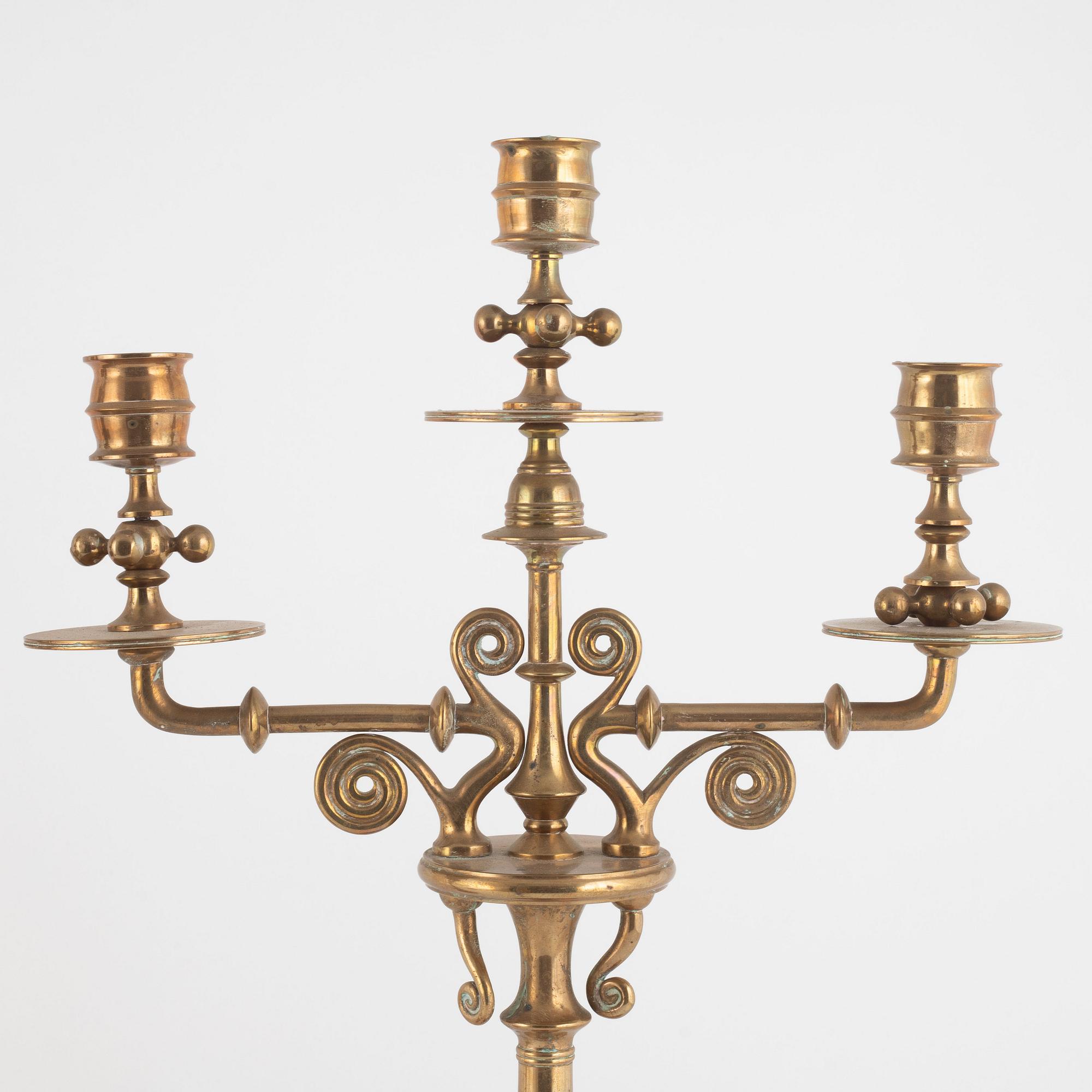 Kandelabrar, ett par, Gusums Bruk, omkring år 1900.