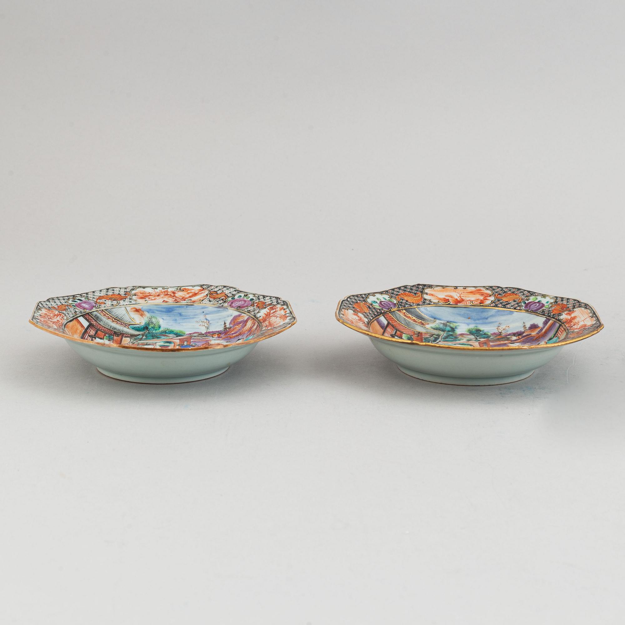 Four (2+2) famille rose export porcelain dishes, Qing dynasty. Qianlong (1736-95).