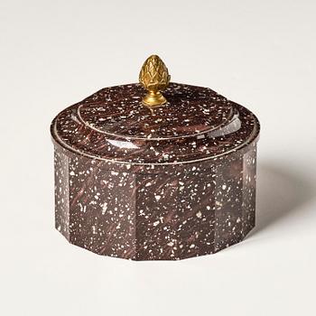 A Swedish Empire porhyry butter box with cover, Älvdalen, early 19th century.