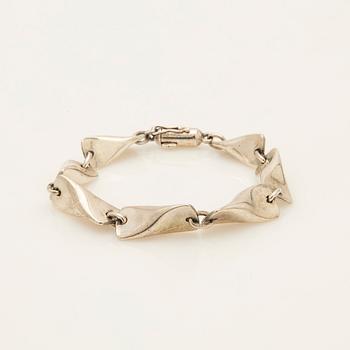 Georg Jensen, Bracelet, sterling silver, model 104B, Denmark.