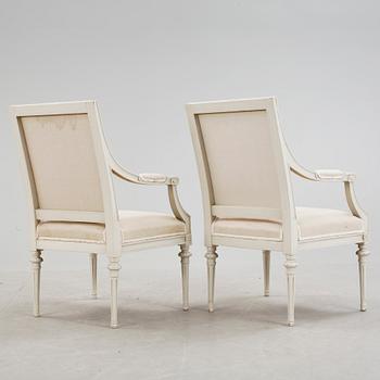KARMSTOLAR, ett par, gustaviansk stil, 1900-talets första hälf.