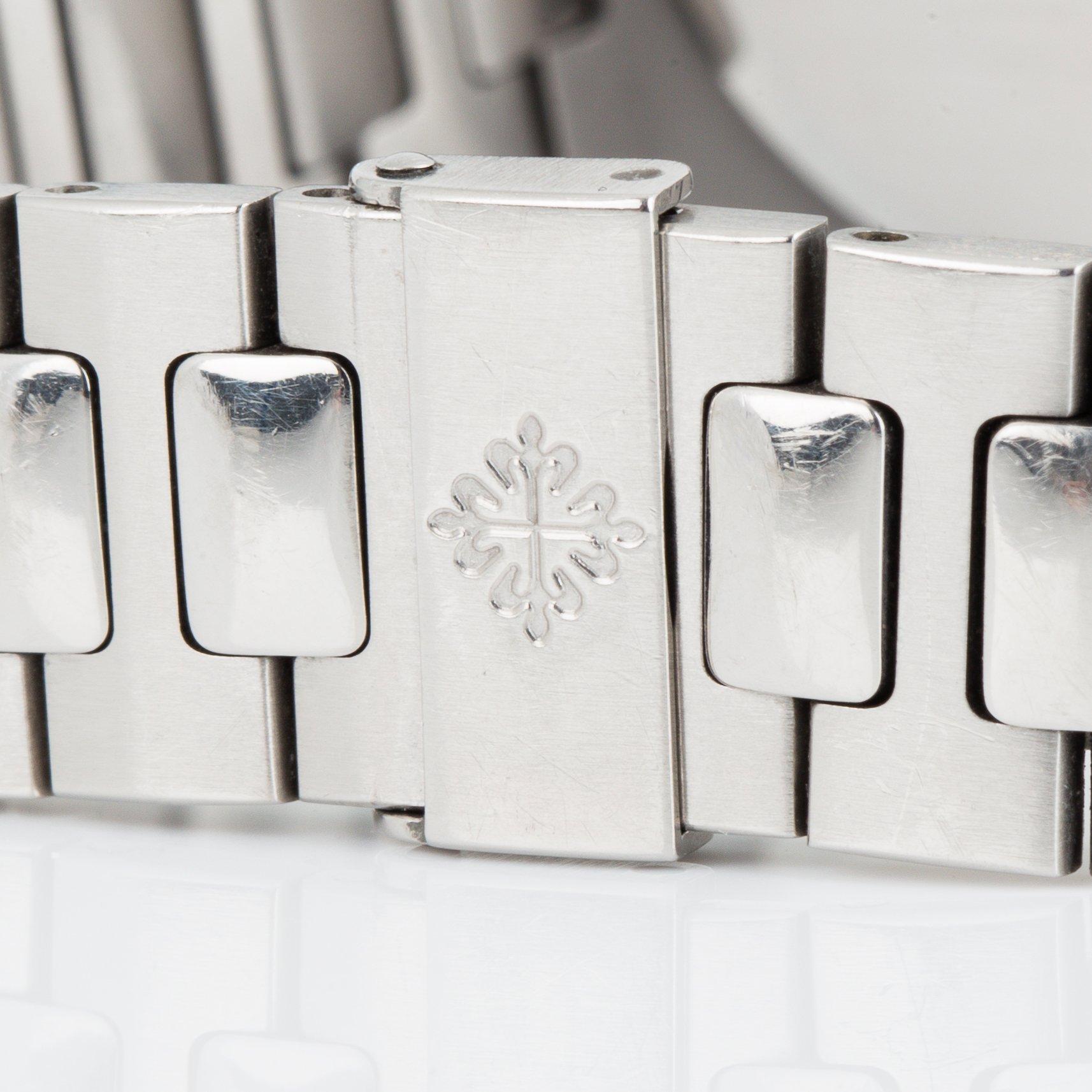 PATEK PHILIPPE, Nautilus.