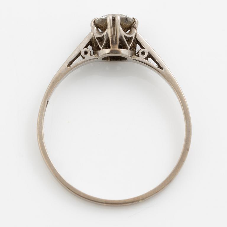 Ring, 18K white gold with brilliant-cut diamond.