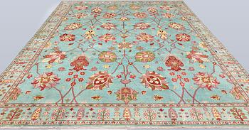 A carpet, Ziegler design, approx. 356 x 265 cm.