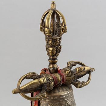 A bronze Ganta and Vajra, Tibet, 20th Century.