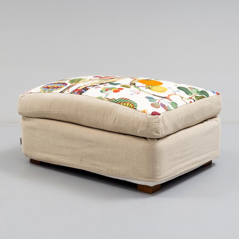 FOTPALL/SITTPUFF, modern tillverkning.