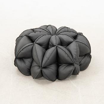 Lisa Hilland, sittpuff "Lumi Pouf" för Mylhta 2000-tal.