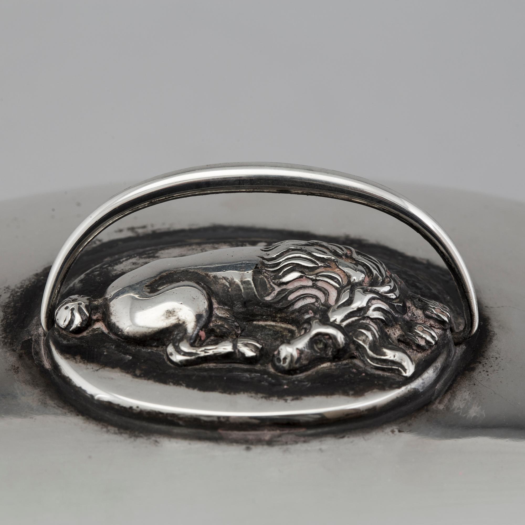 A Swedish early 20th century silver sugar-casket, mark of CG Hallberg, Stockholm 1908.