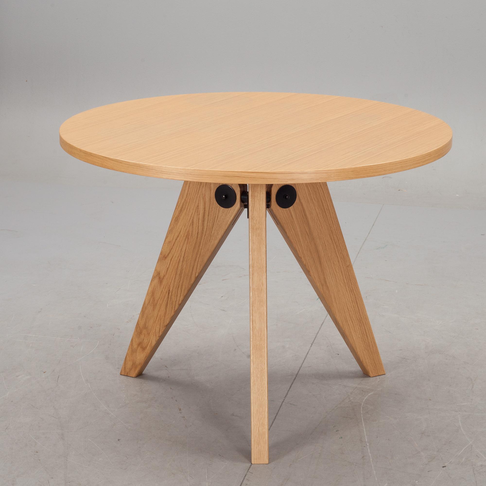 BORD, "Guéridon", Jean Prouvé, Vitra.