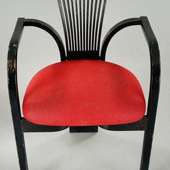 TORSTEIN NILSEN, ett par stolar, "Totem", Møremøbler, i produktion från 1983.