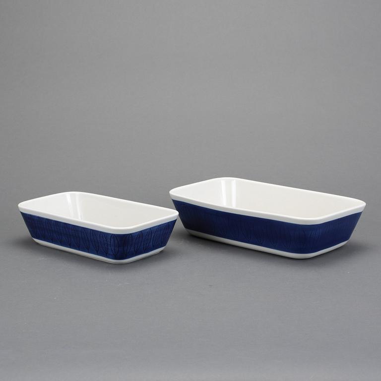 SERVIS, porslin, 51 delar, "Koka Blå", Hertha Bengtsson, Rörstrand, i produktion 1956-1988.