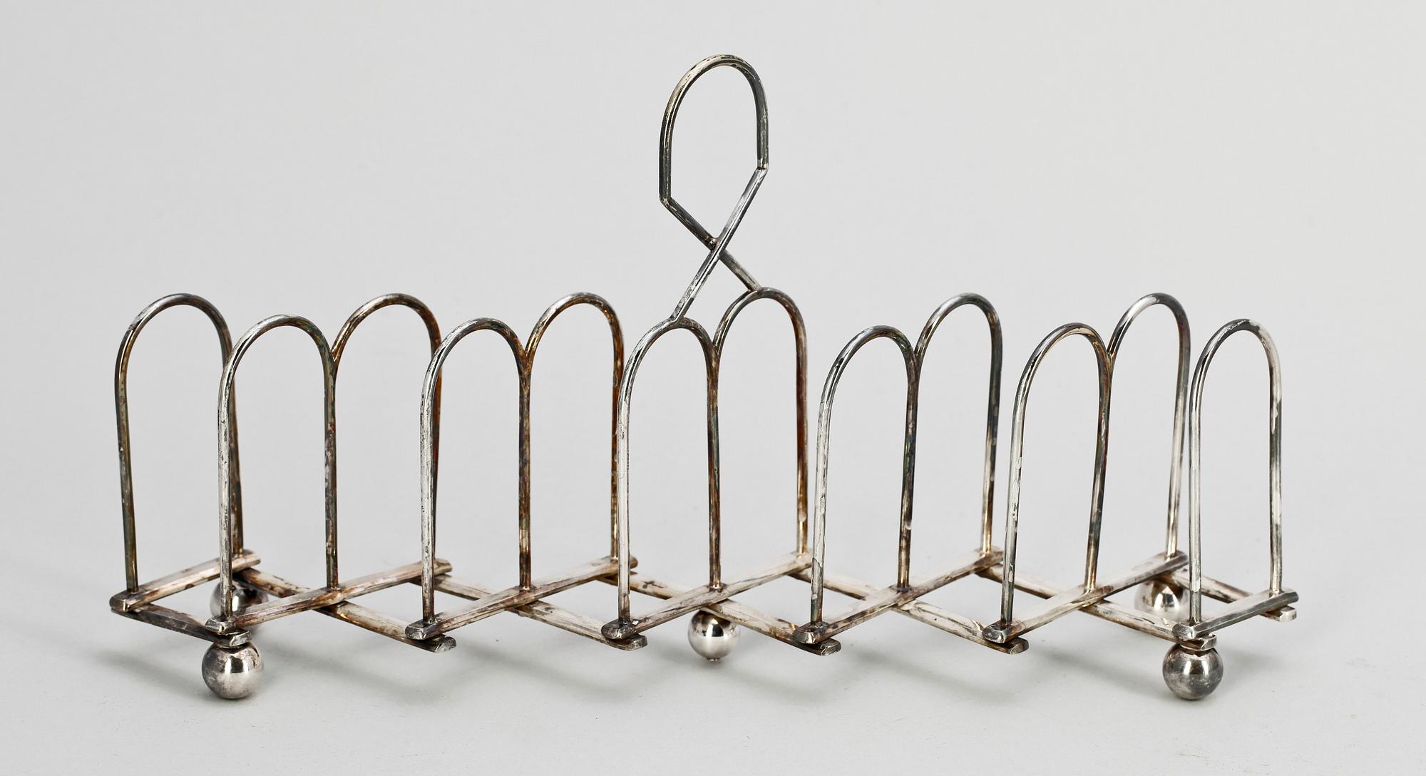 TOASTSTÄLL, nysilver, troligen England, omkr sekelskiftet 1900.