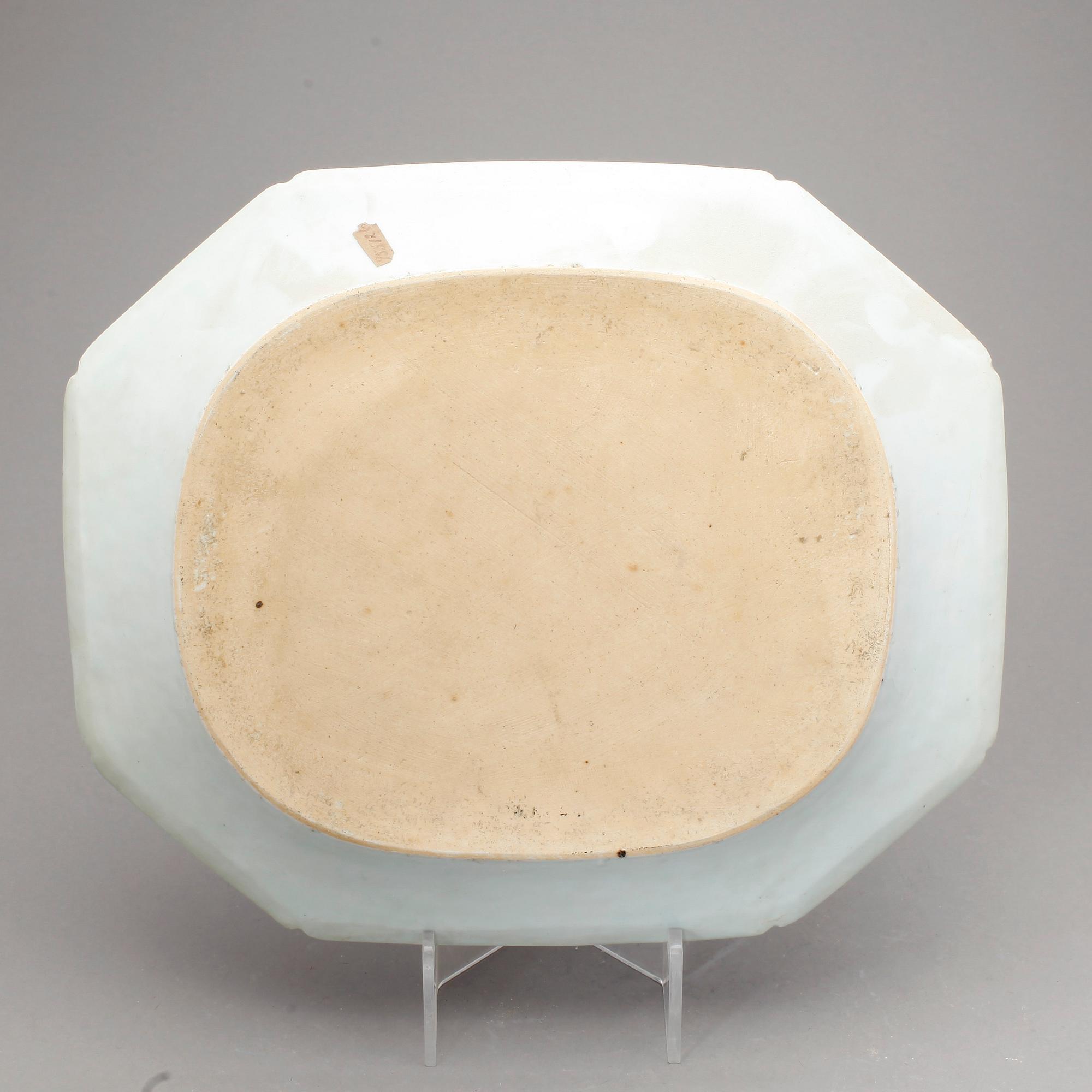 STEKFAT, porslin, Qing dynastin, Qianlong (1736-95).