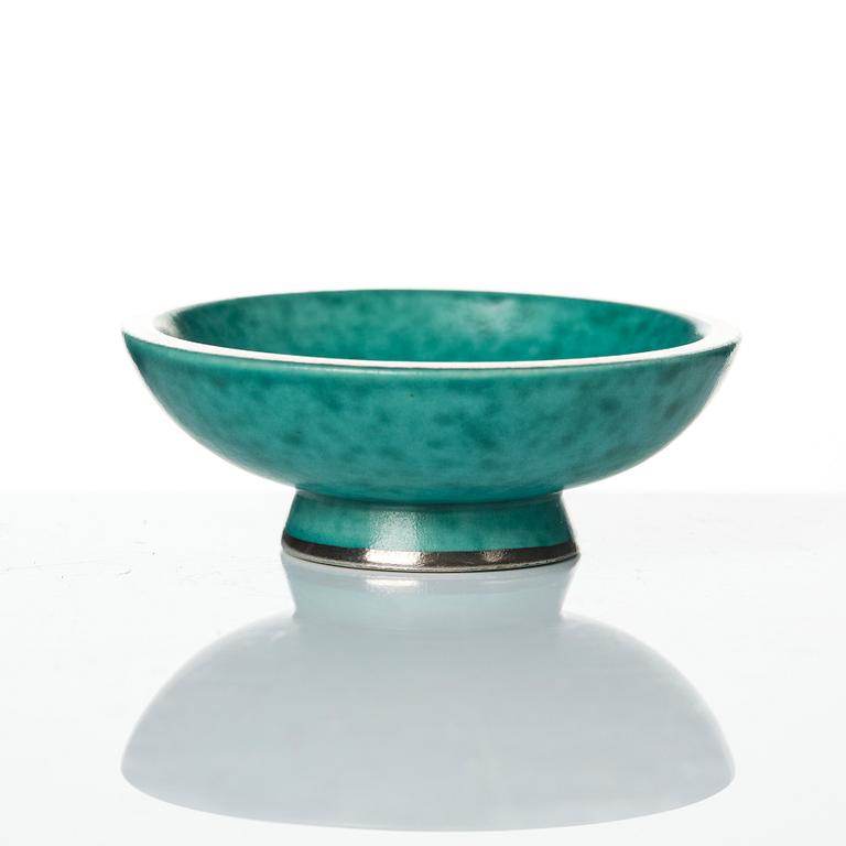 Wilhelm Kåge, a collection of ceramic, mostly "Argenta", 49 pieces, Gustavsberg, Sweden, 1930's-60's.