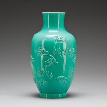 VAS, porslin, Kina, 1900-tal.