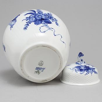 A second half of the 20th century 'Blå Blomst' lidded vase by Royal Copenhagen, Denmark.