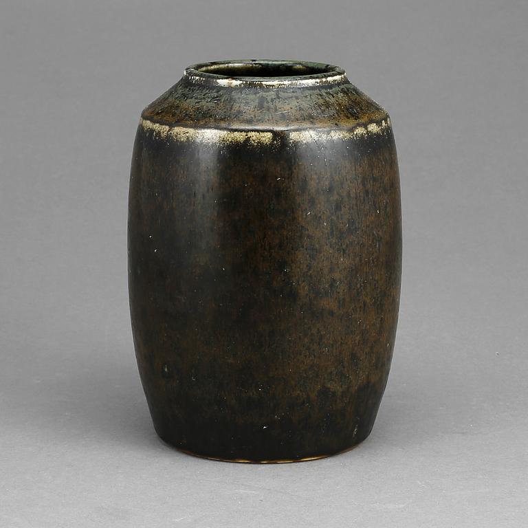 VAS, Carl Harry Stålhane, Rörstrand, signerad och daterad 1959. Unikat. Stengods.