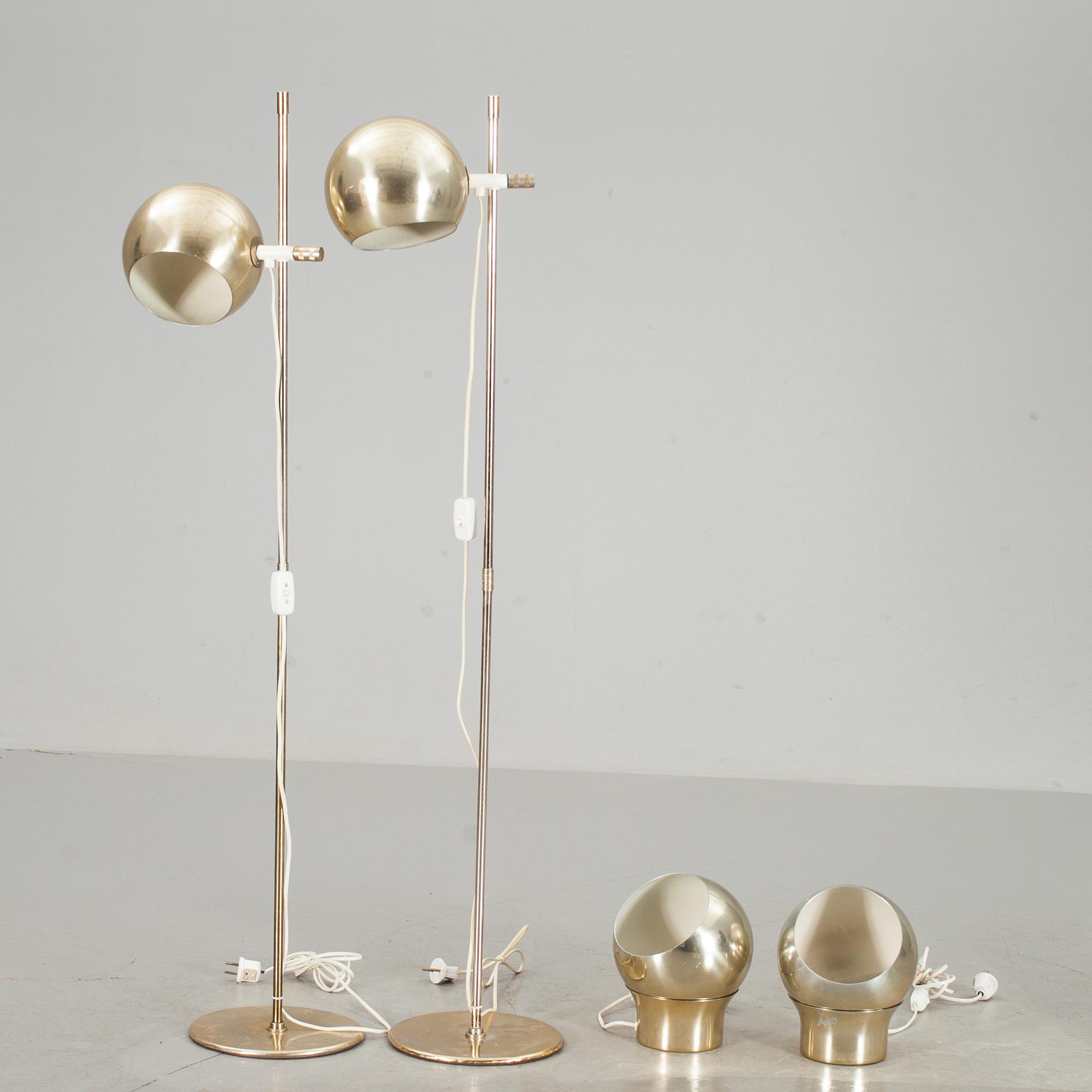 GOLV- OCH VÄGGLAMPOR, två par, Hemi bl.a "Klot 3", 1970-tal.