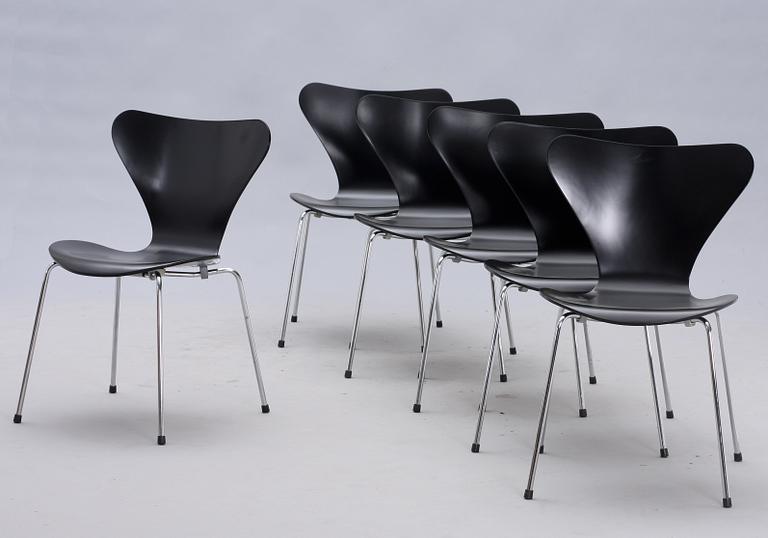 STOLAR, 6 st, "Sjuan", Arne Jacobsen för Fritz Hansen.