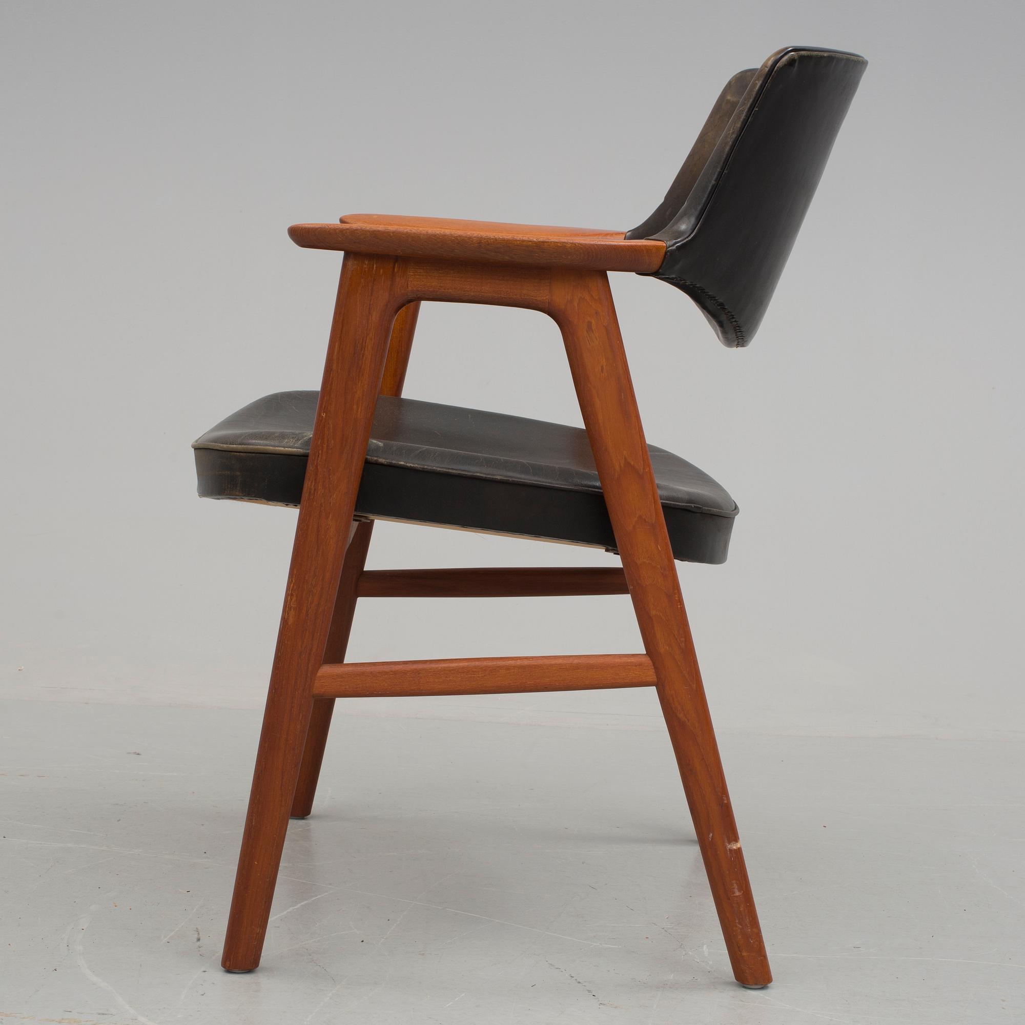 KARMSTOL, Eric Kirkegaard, Høng stolefabrik, Danmark, 1900-talets mitt.