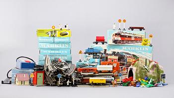 PARTI TÅGBANEDELAR, Märklin.