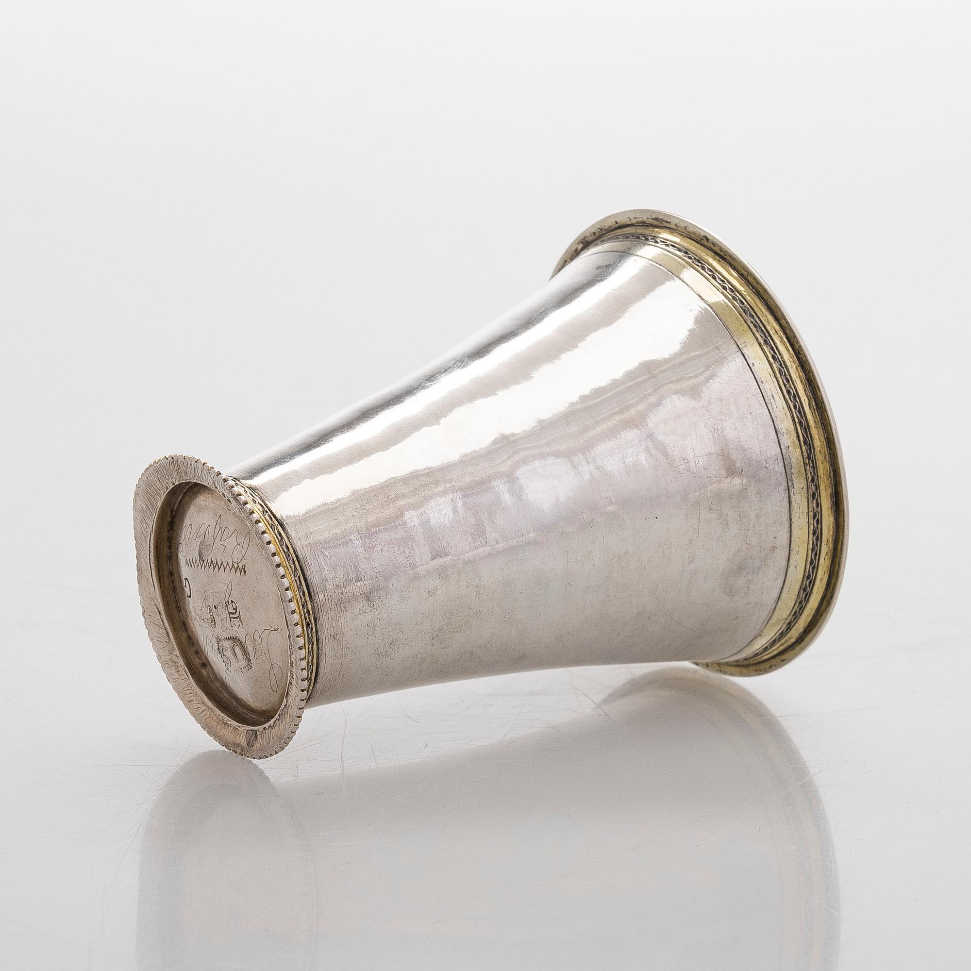 Matthias Graal, a parcel-gilt silver cup, Gothenburg 1747.