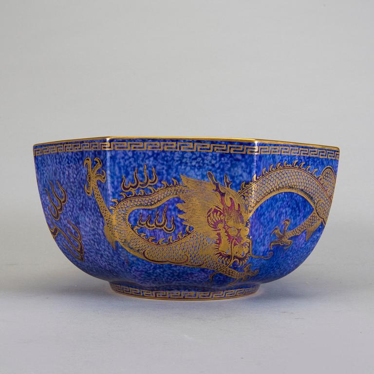 A 20th century porcelaine lustreware bowl from Wedgwood.