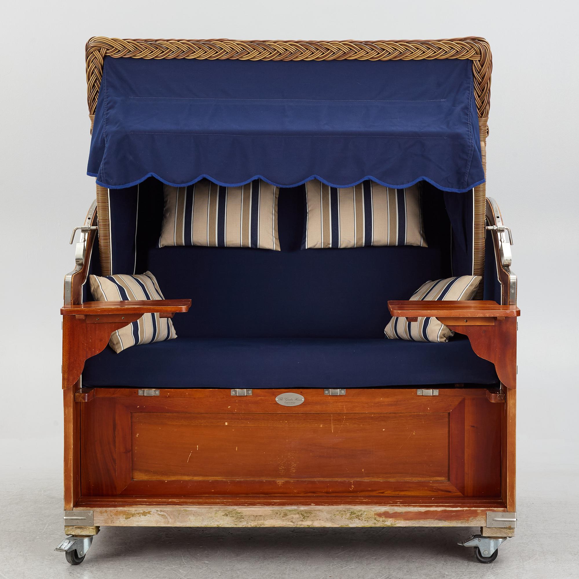 Trädgårdssoffa, "The Garden Haven Captain Seat Lounger", Mygind Design Scandinavia.