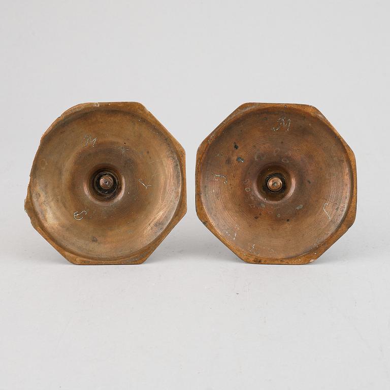 Ljusstakar, ett par, barock, 1700-tal.