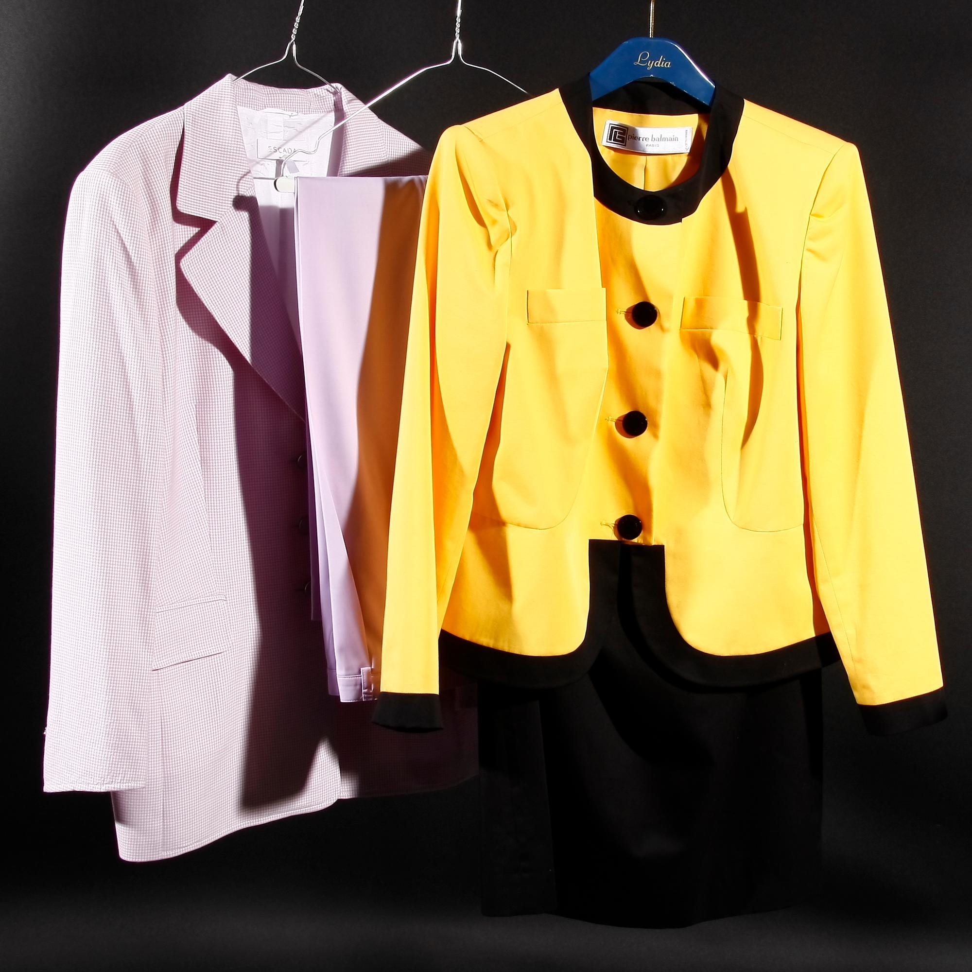 DRÄKTER, 2 st. Pierre Balmain och Escada.