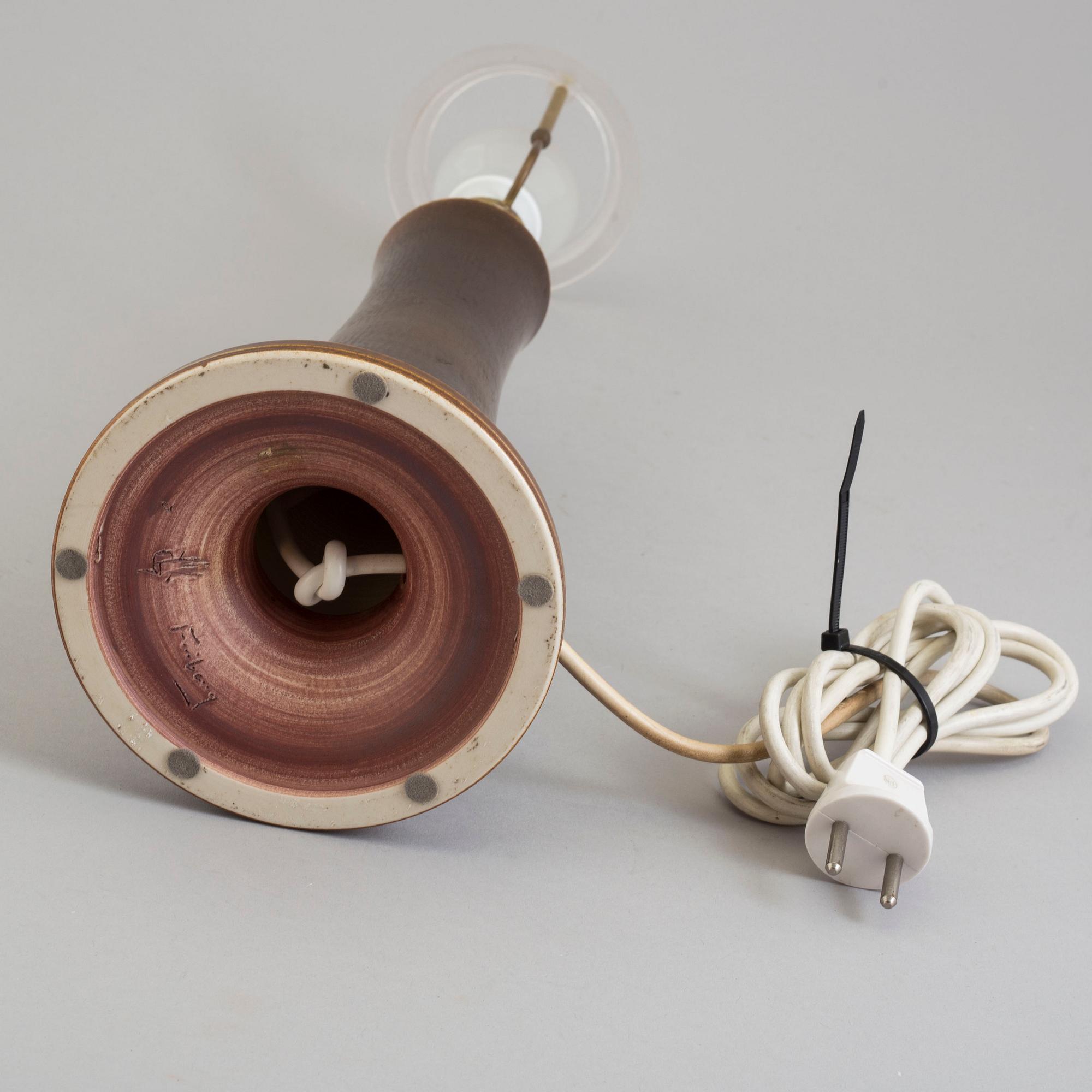 BERNDT FRIBERG, bordslampa, stengods, Gustavsbergs Studiohand, 1970-tal.