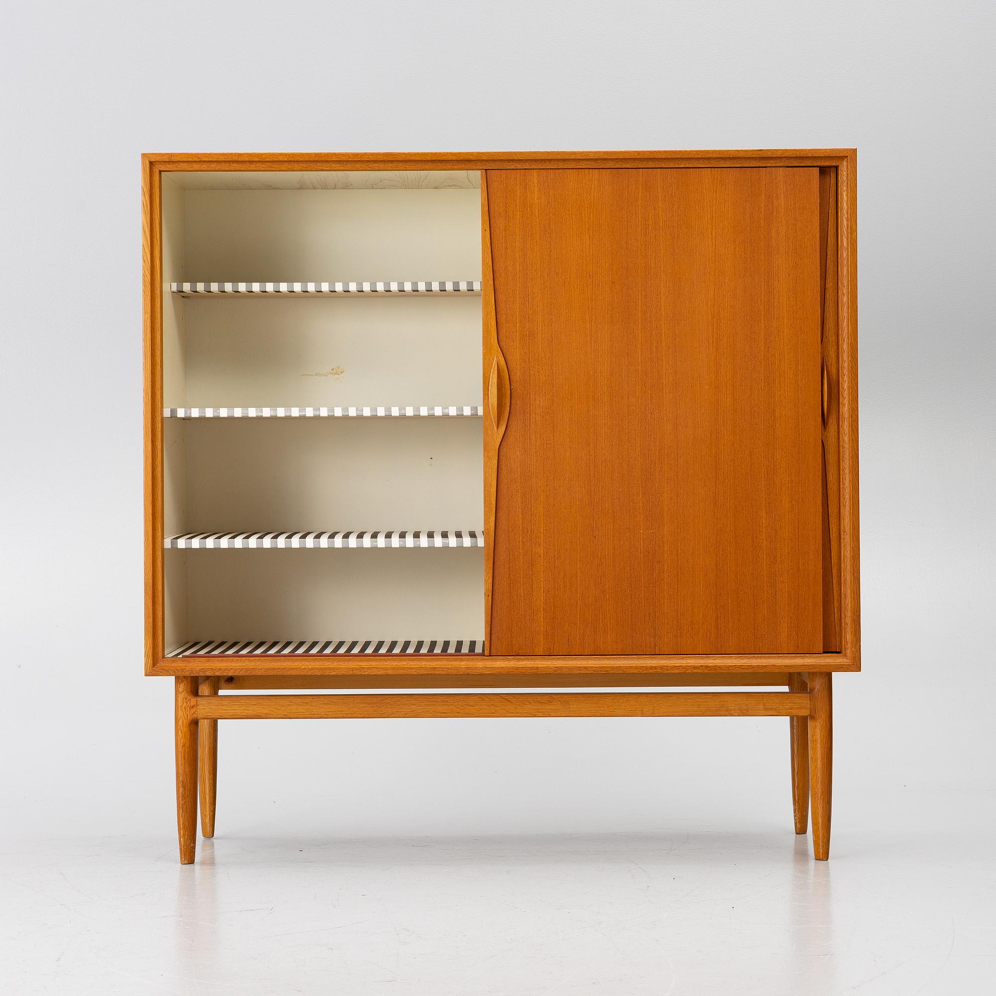 Bertil Fridhagen, Cabinet, “Reno Cabinet 1-102”, Bodafors, 1950s–60s.