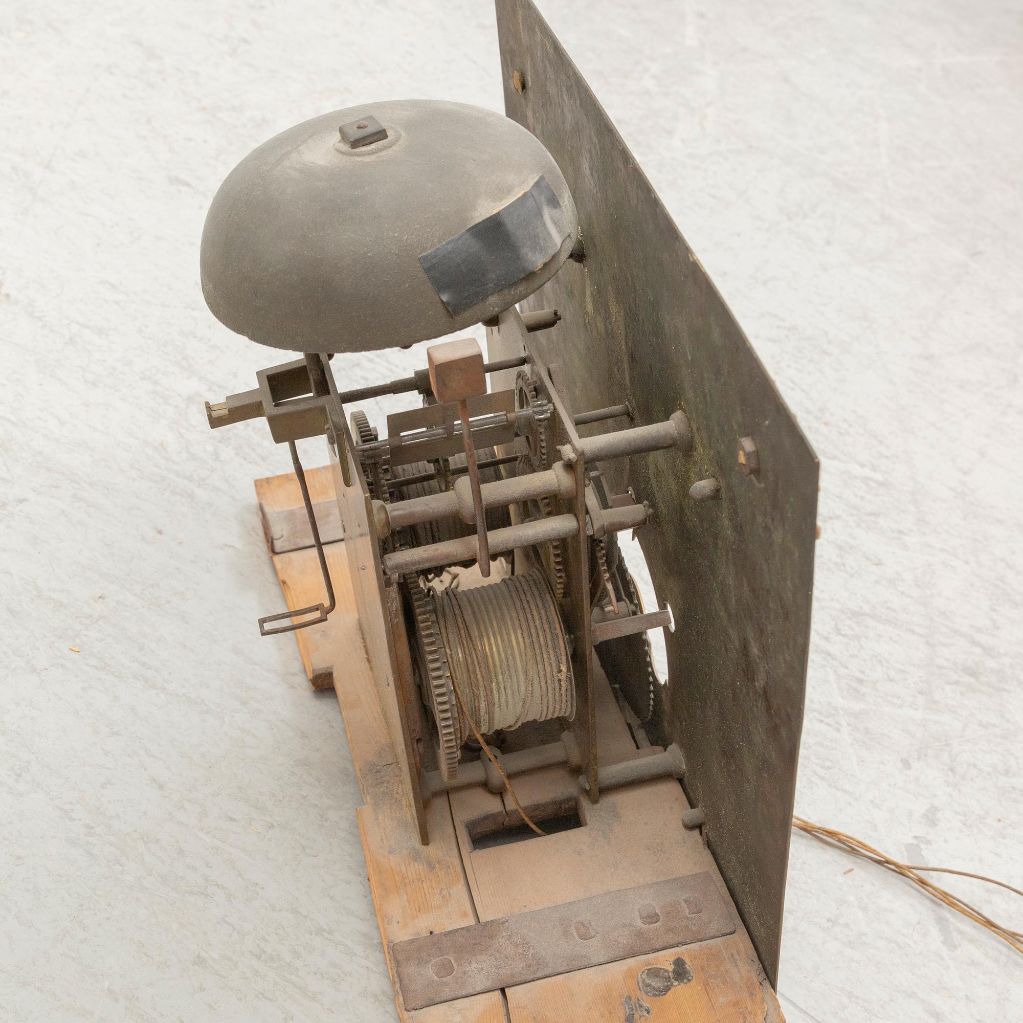Adam Cleak, a locncase clock from around the year 1800.