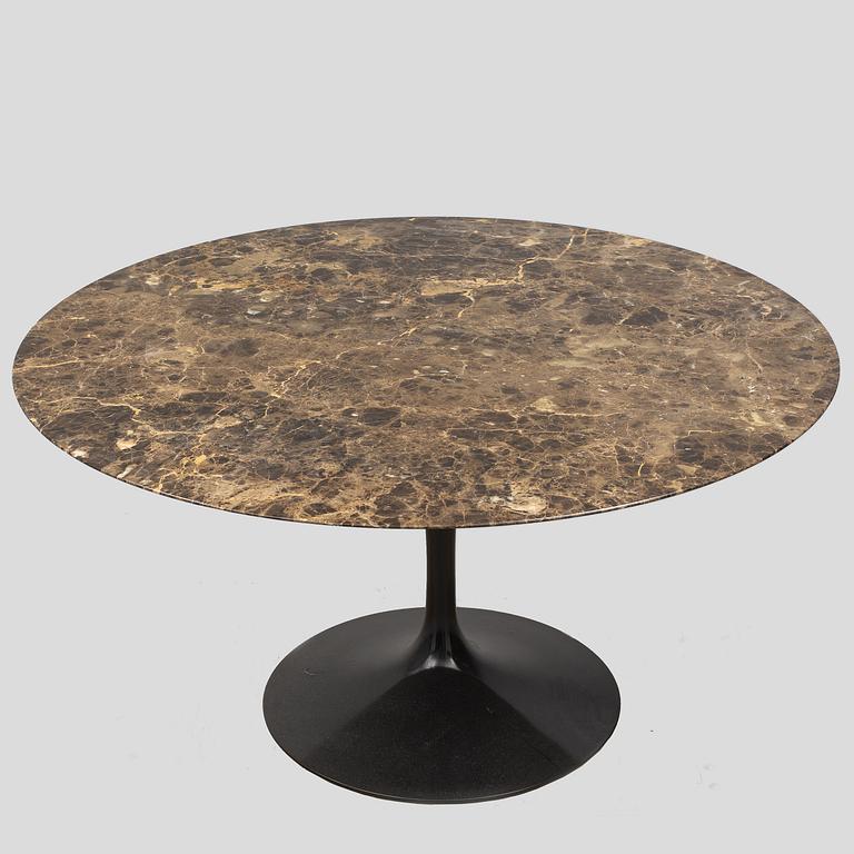 EERO SAARINEN, matbord, "Tulip", Knoll International,