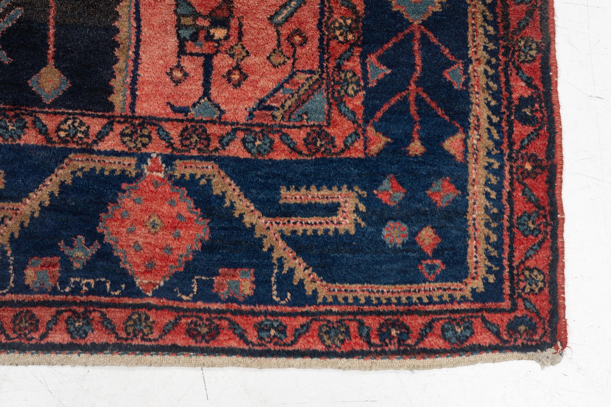 Rug, Northwest Persian, approx. 295 x 153 cm.