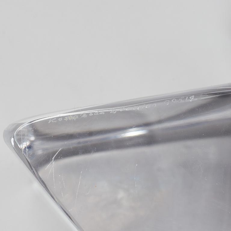 BERTIL VALLIEN, a glass sculpture, signed.