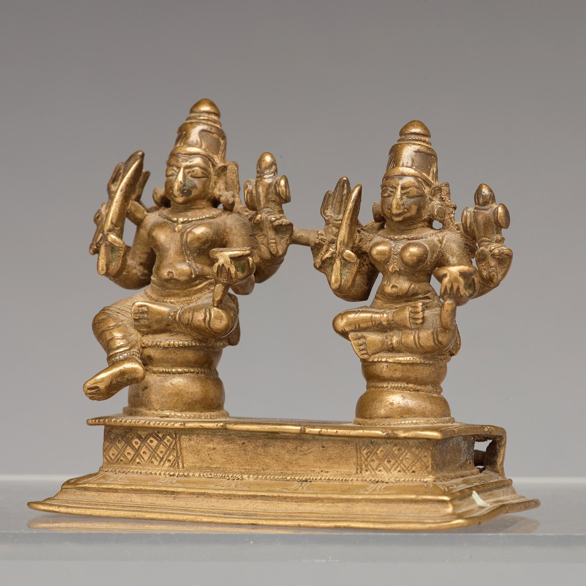 GUDOMAR, tre stycken, kopparlegering. Indien, 1800-tal.
