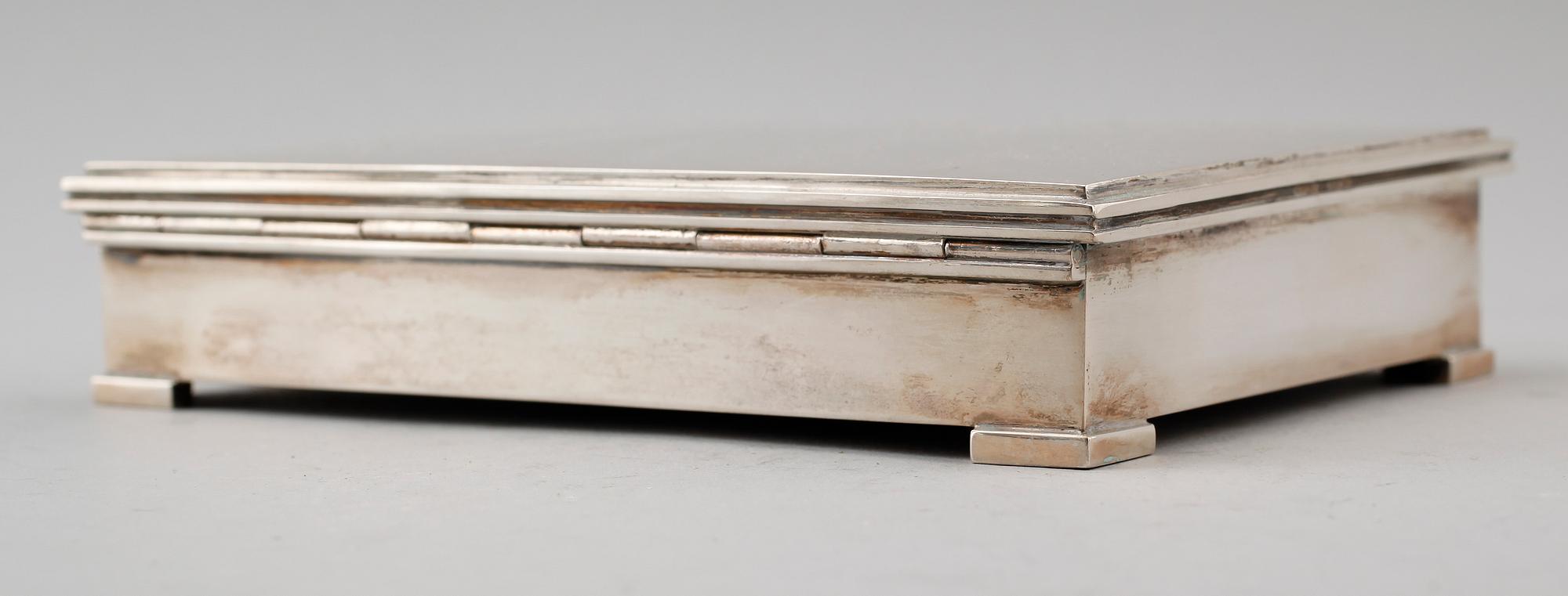 CIGARETTSKRIN, silver, RHE, Stockholm 1959. Total vikt 491 g.