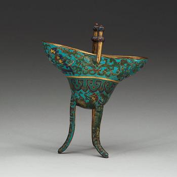 A cloisonné tripod libation cup, Qing dynasty (1644-1912).