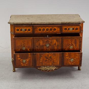 Jonas Hultsten, A Gustavian chest of drawers in the manner of Jonas Hultsten.