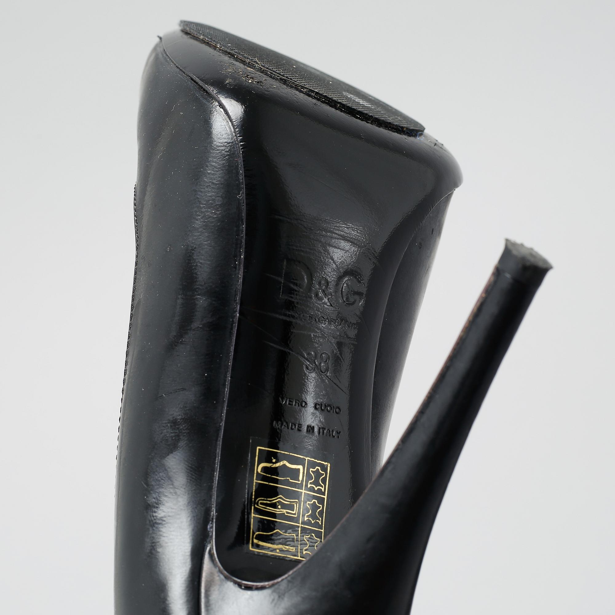 DOLCE & GABBANA, skor, två par.