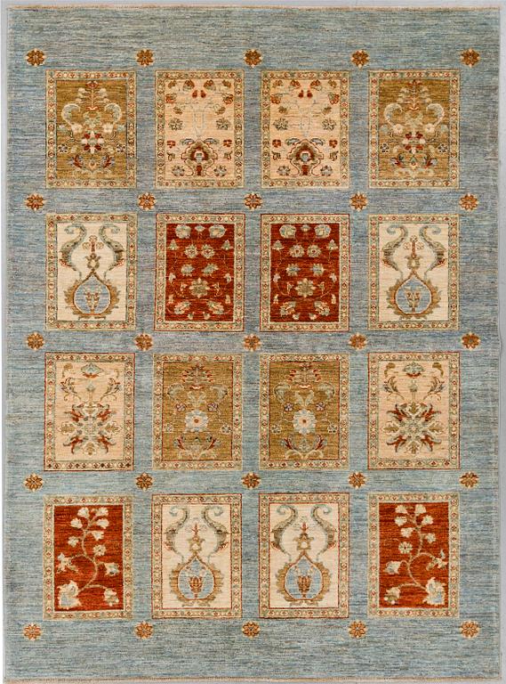 A CARPET, Ziegler design, ca 239 x 170 cm.