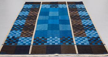 Ingrid Dessau, MATTO, flat weave, ca 269 x 175 cm, signerad KLH ID (Kristianstad Läns Hemslöjd, Ingrid Dessau).