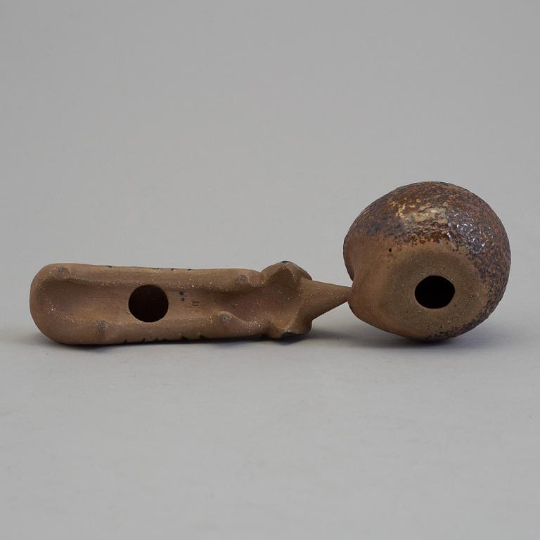 FIGURINER, två stycken, keramik, tax Lisa Larson, samt igelkott okänd formgivare. 1900-talets slut.
