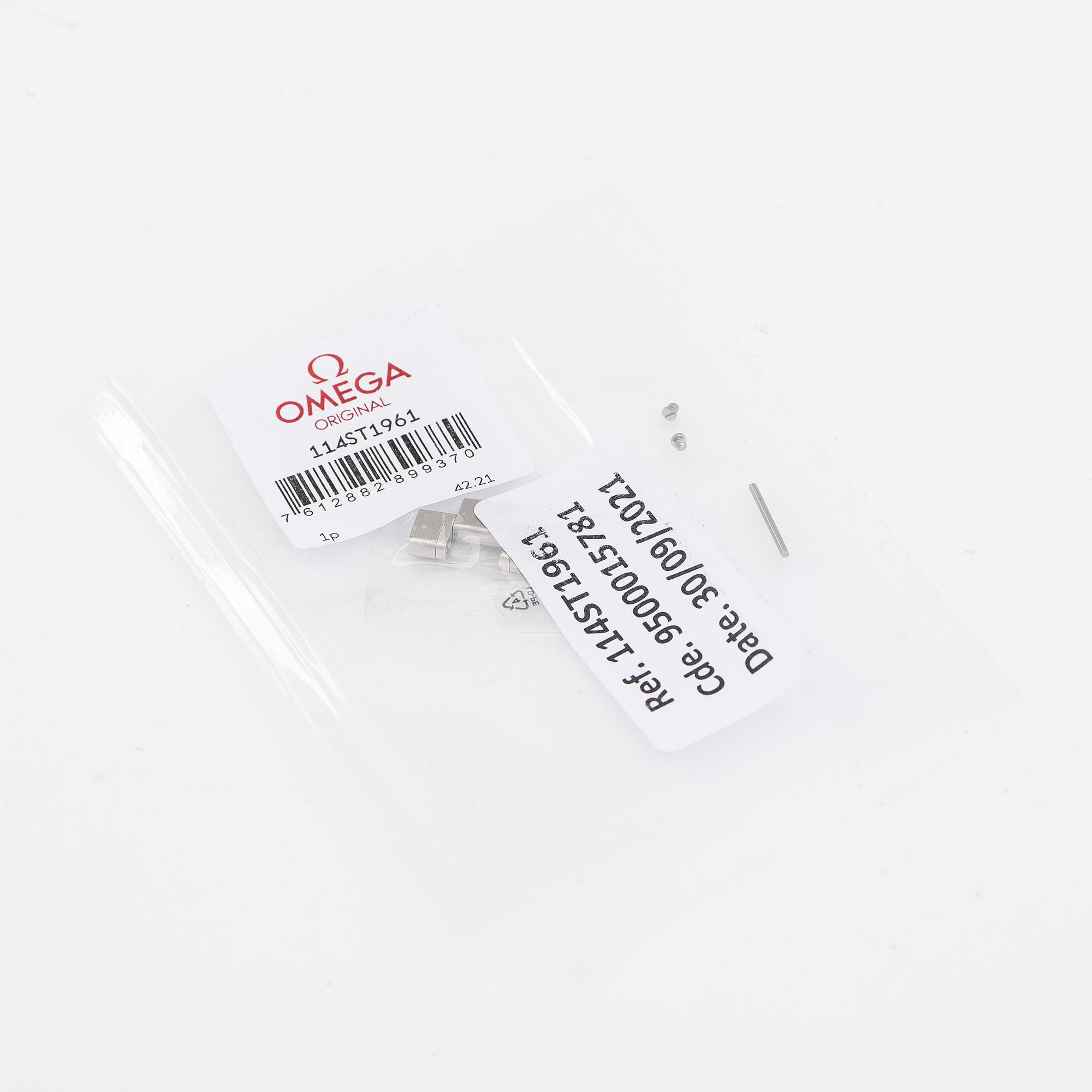 Omega, Speedmaster, co-axial, chronometer, wristwatch, 38 mm.