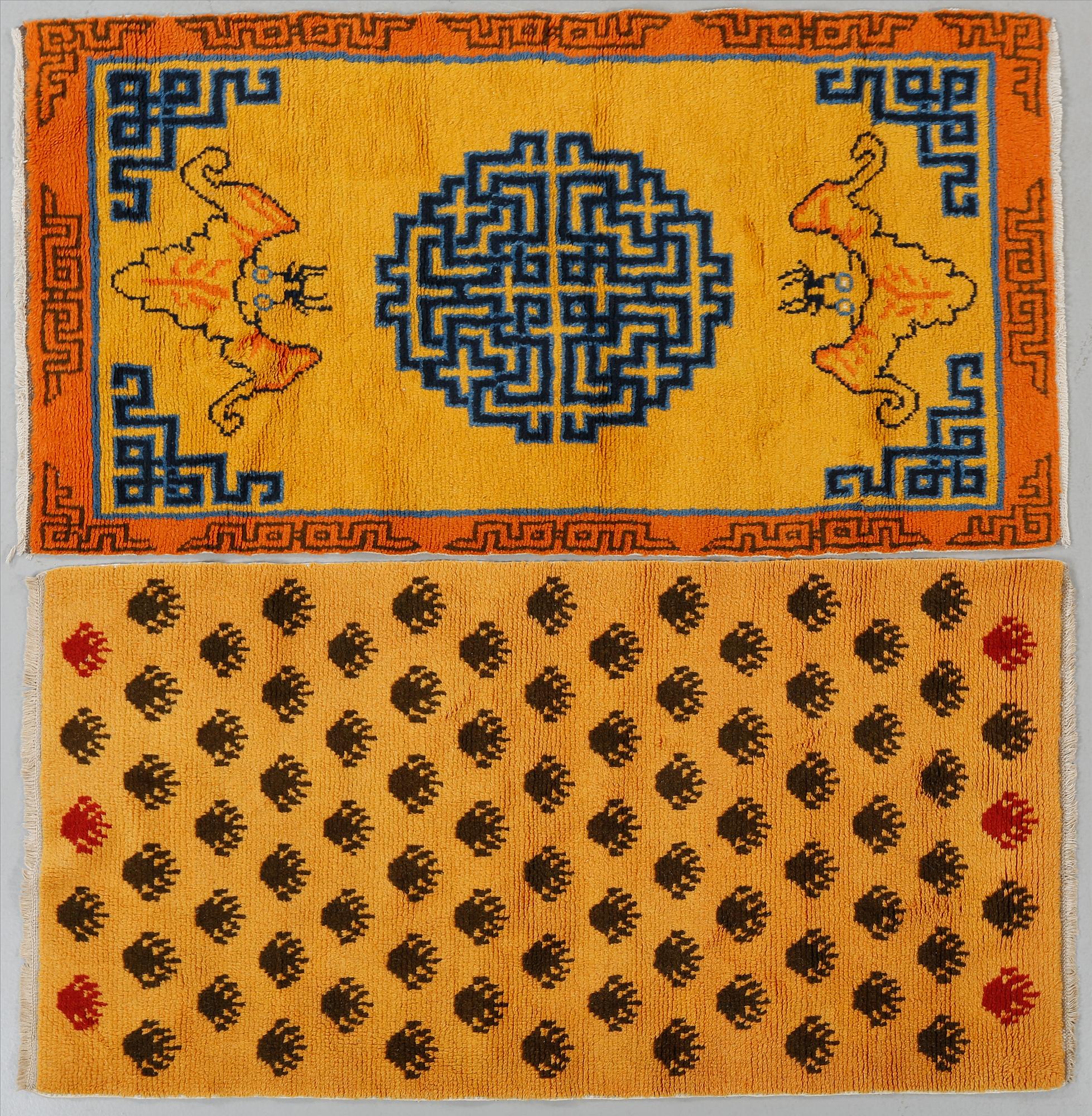 MATTOR, 2 st, Kina, sent 1900-tal, 140x80 samt 145x80 cm.