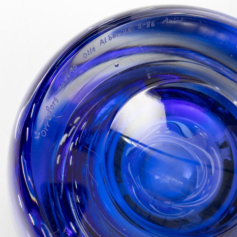Olle Alberius, an Ariel glass vase, Orrefors, 1986.