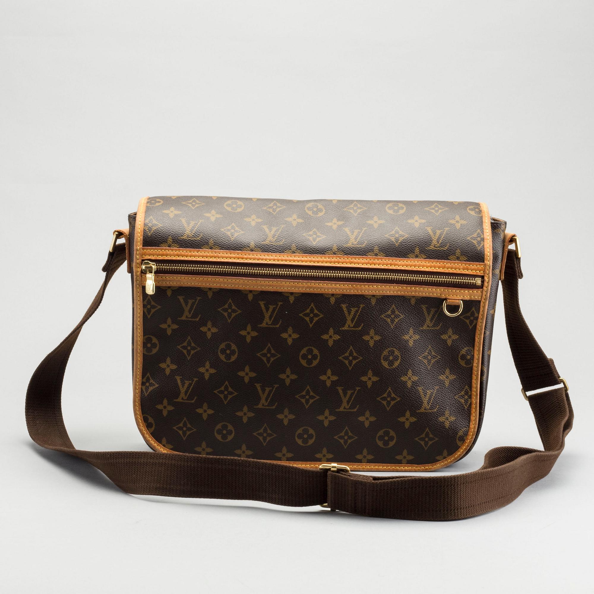 LOUIS VUITTON, messenger bag.