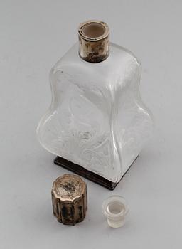 KARAFF, glas med silverbeslag, Frankrike, 1900-talets första hälft.